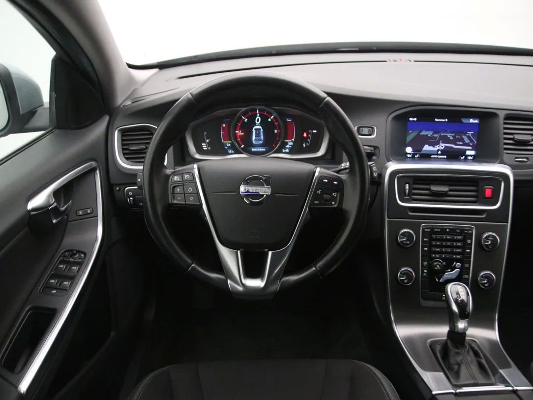 Volvo V60 | 16