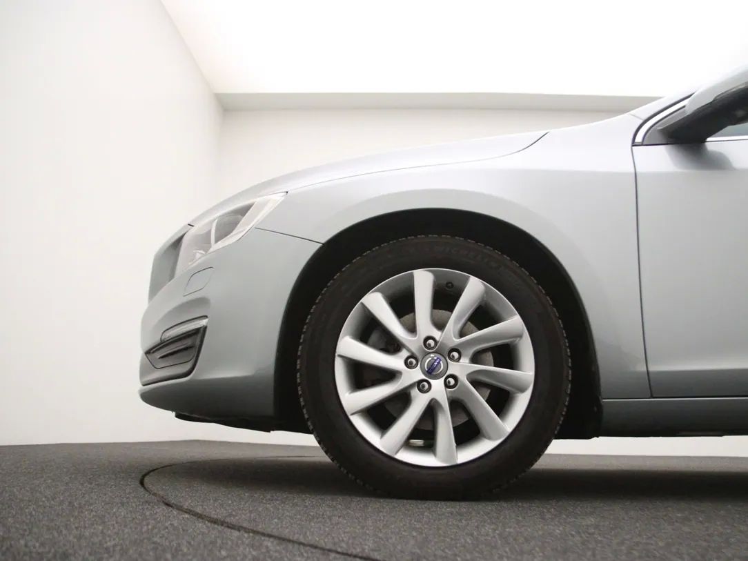 Volvo V60 | 27