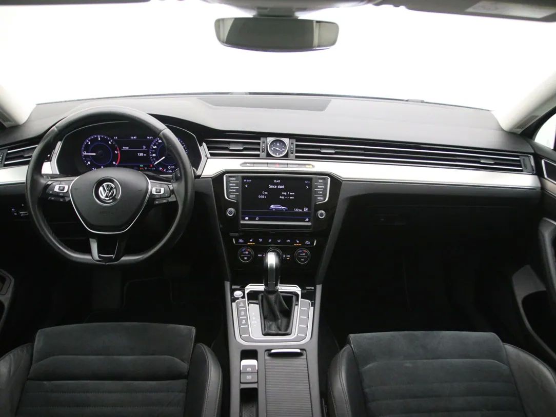 Volkswagen Passat | 1