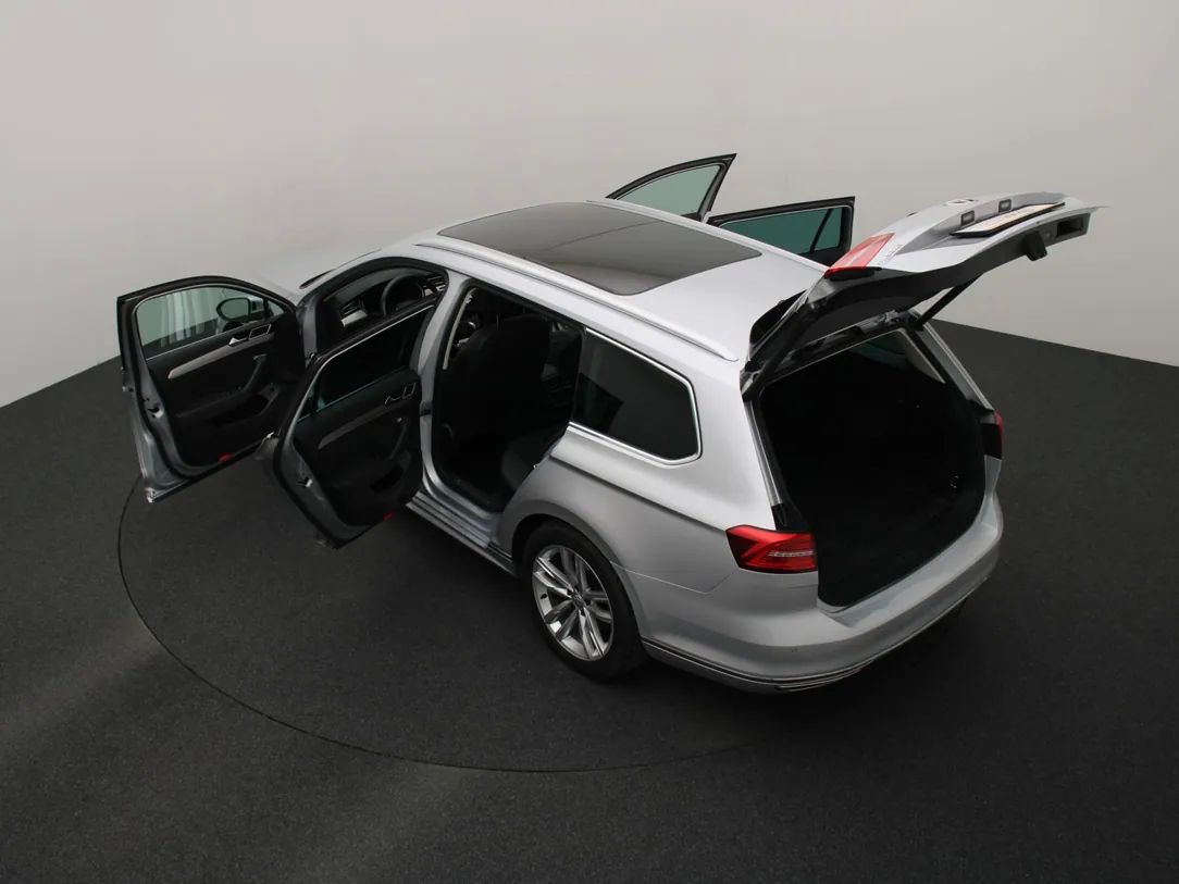Volkswagen Passat | 12
