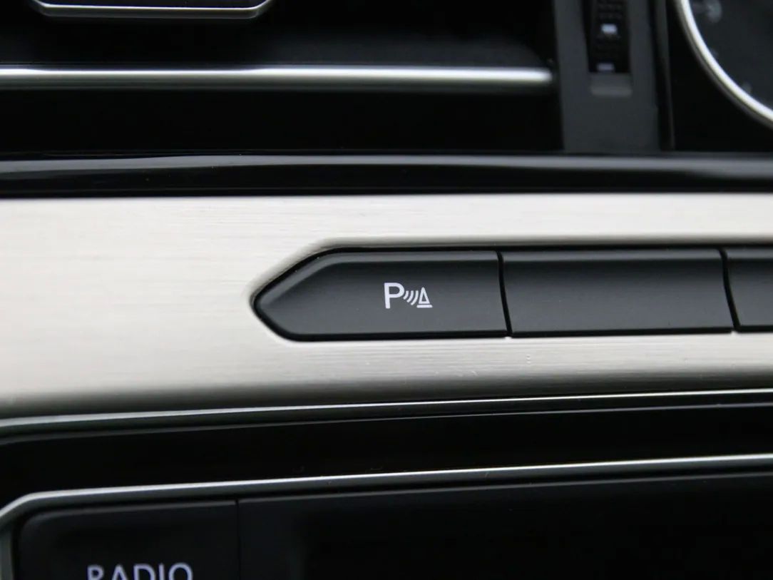 Volkswagen Passat | 30
