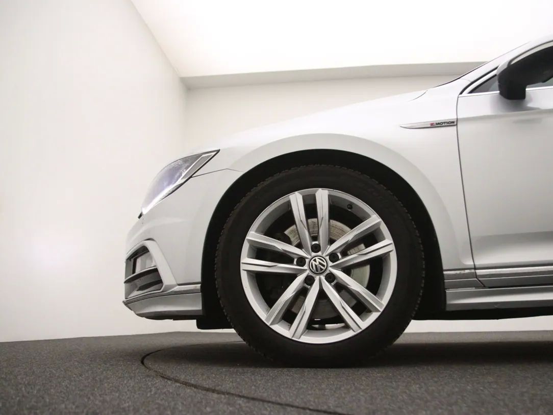 Volkswagen Passat | 27