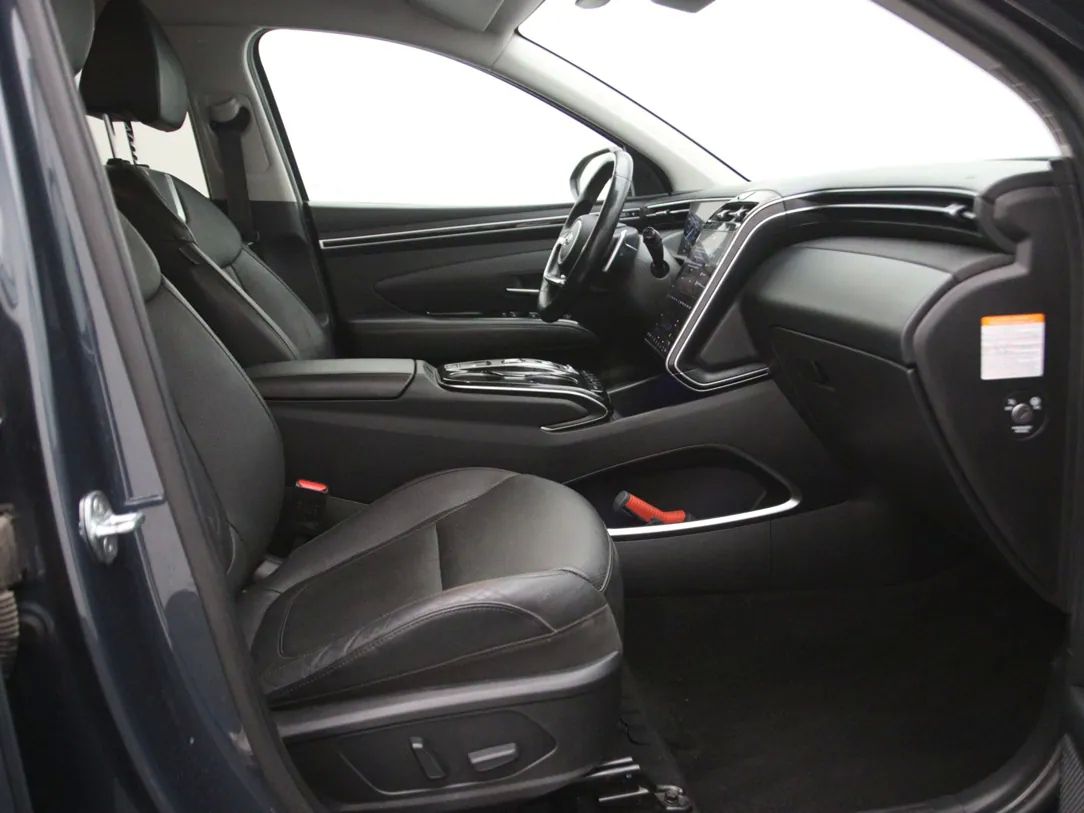 Hyundai Tucson | 13
