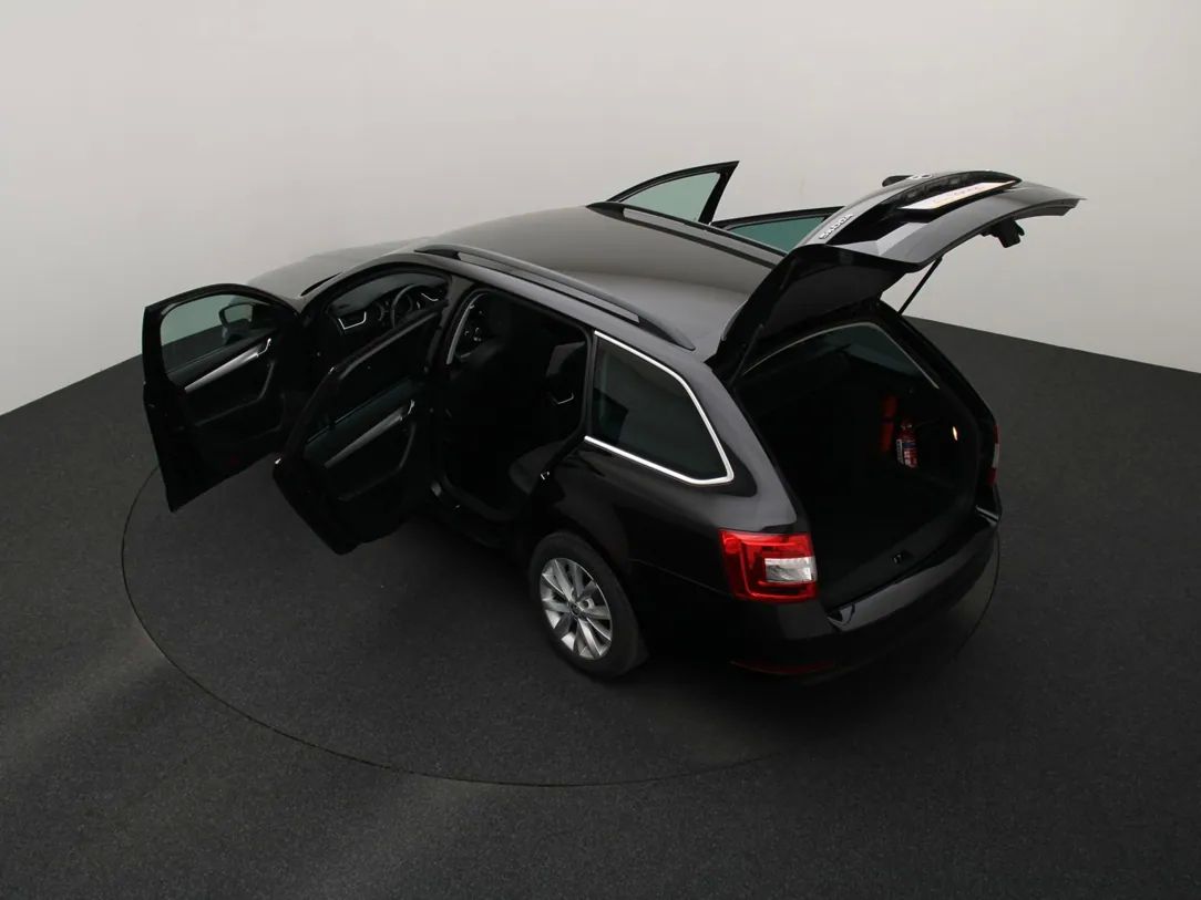 Skoda Octavia | 12