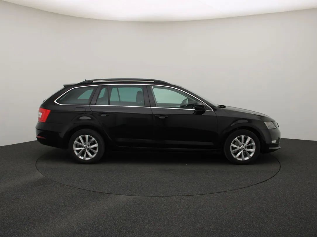 Skoda Octavia | 8
