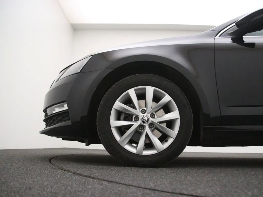 Skoda Octavia | 27
