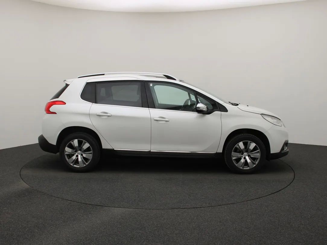 Peugeot 2008 | 8