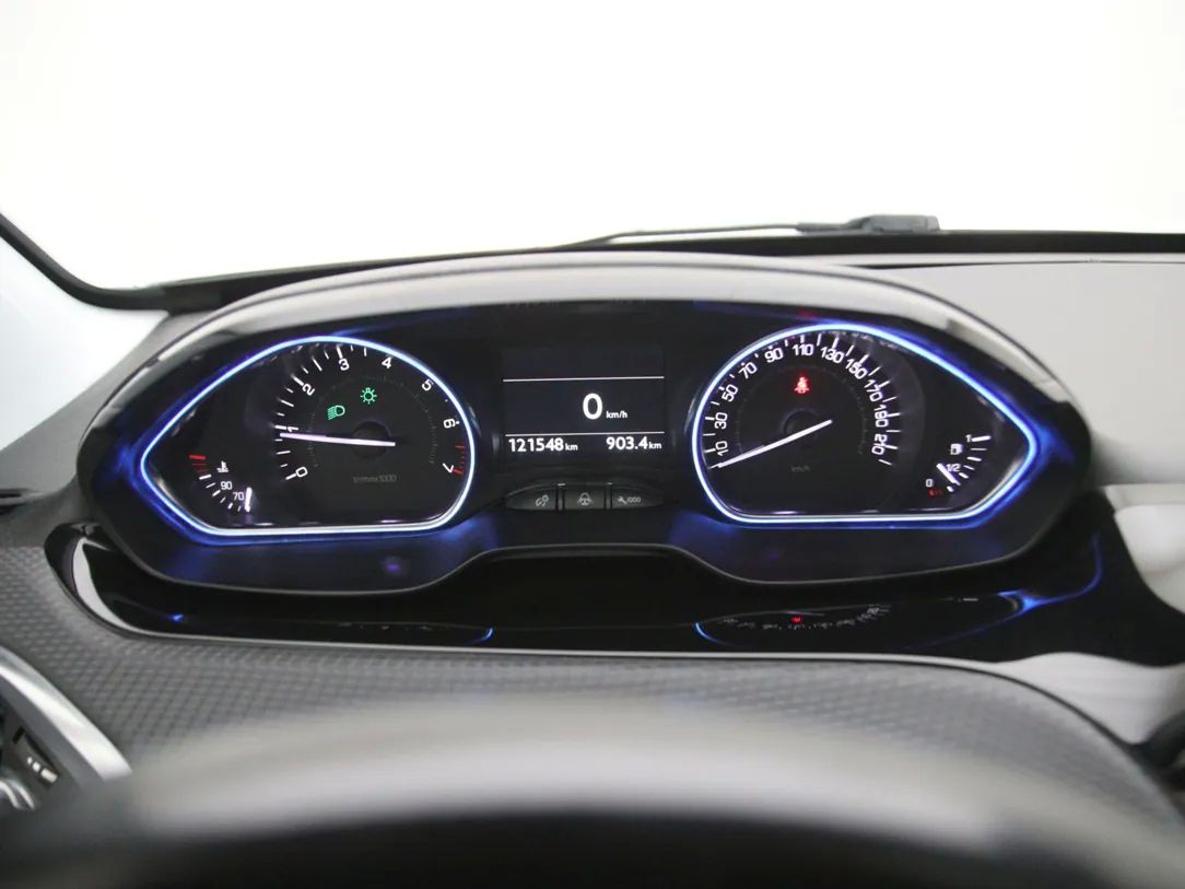 Peugeot 2008 | 18