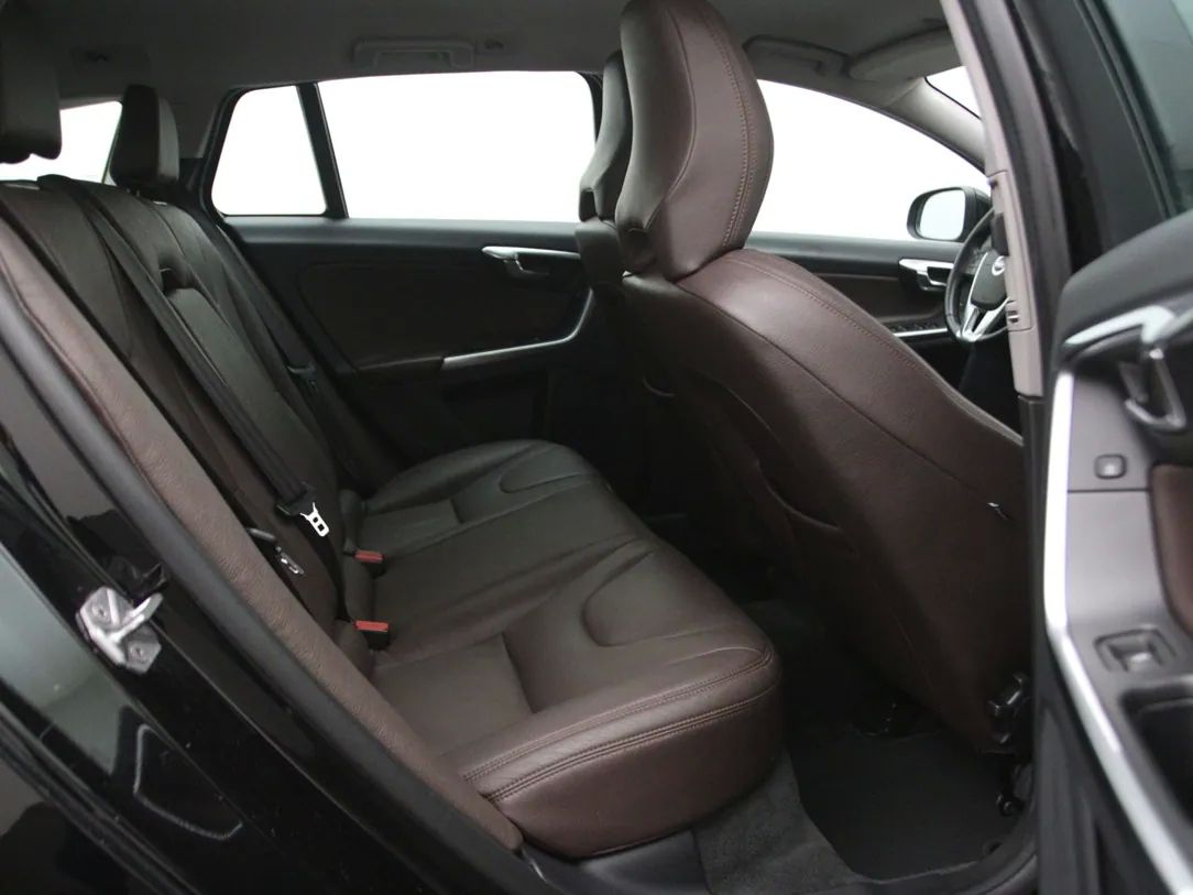 Volvo V60 | 14
