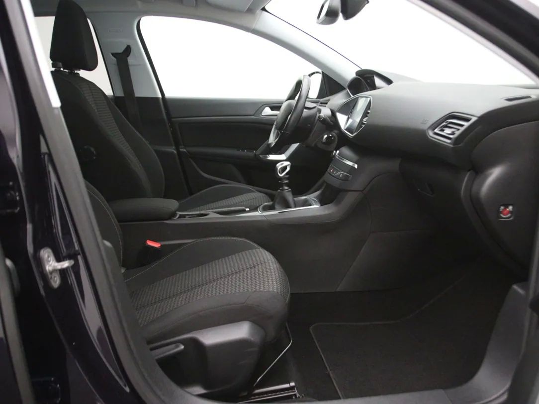 Peugeot 308 | 13