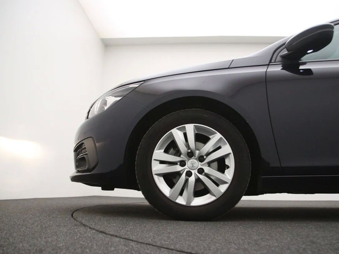 Peugeot 308 | 26
