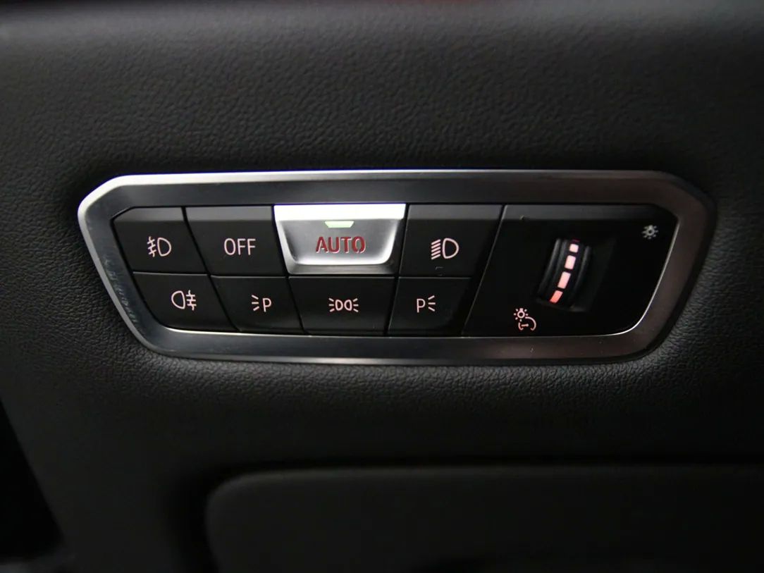 BMW X5 | 25
