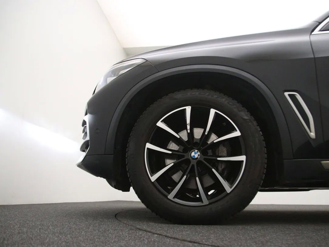 BMW X5 | 26
