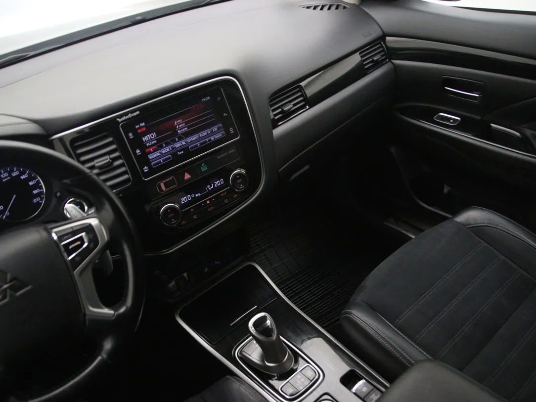 Mitsubishi Outlander | 19