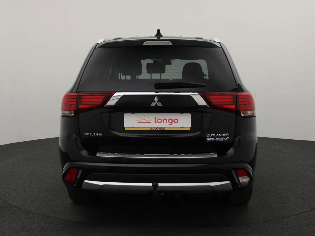 Mitsubishi Outlander | 3