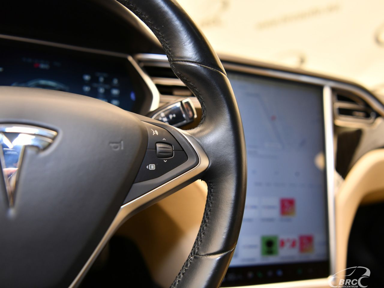 Tesla Model S | 23