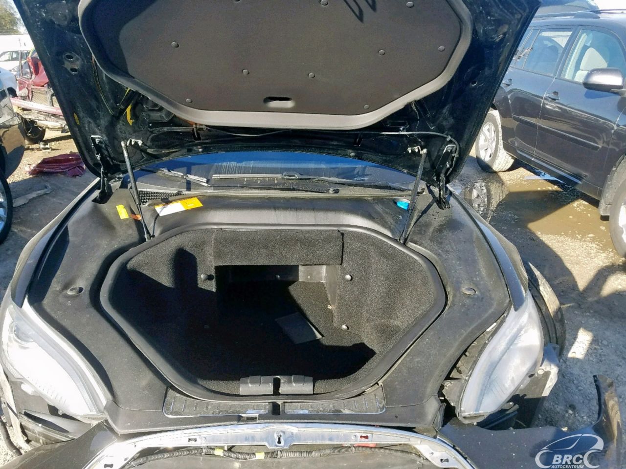 Tesla Model S | 37
