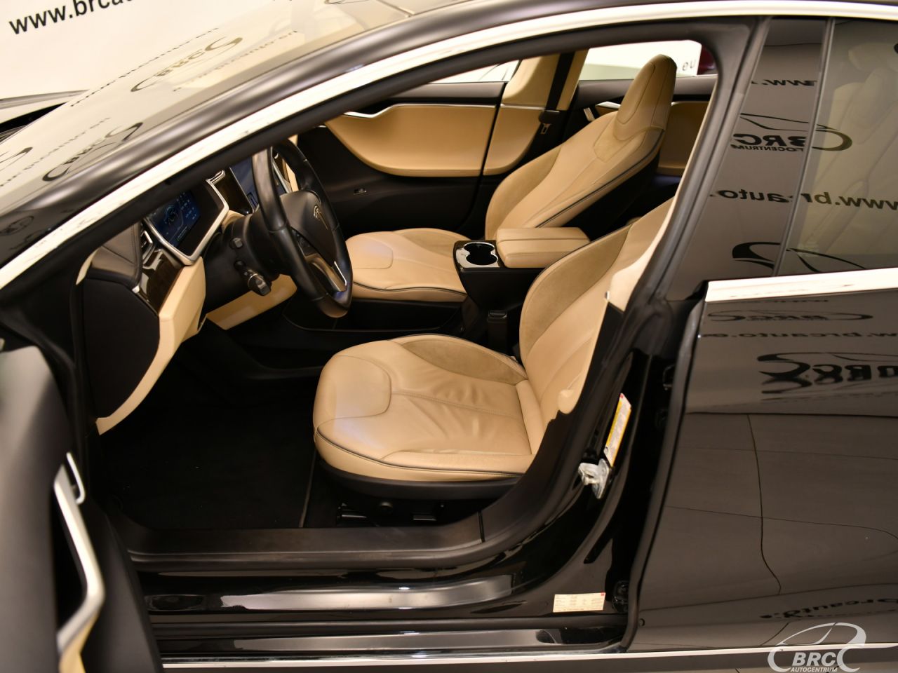 Tesla Model S | 15