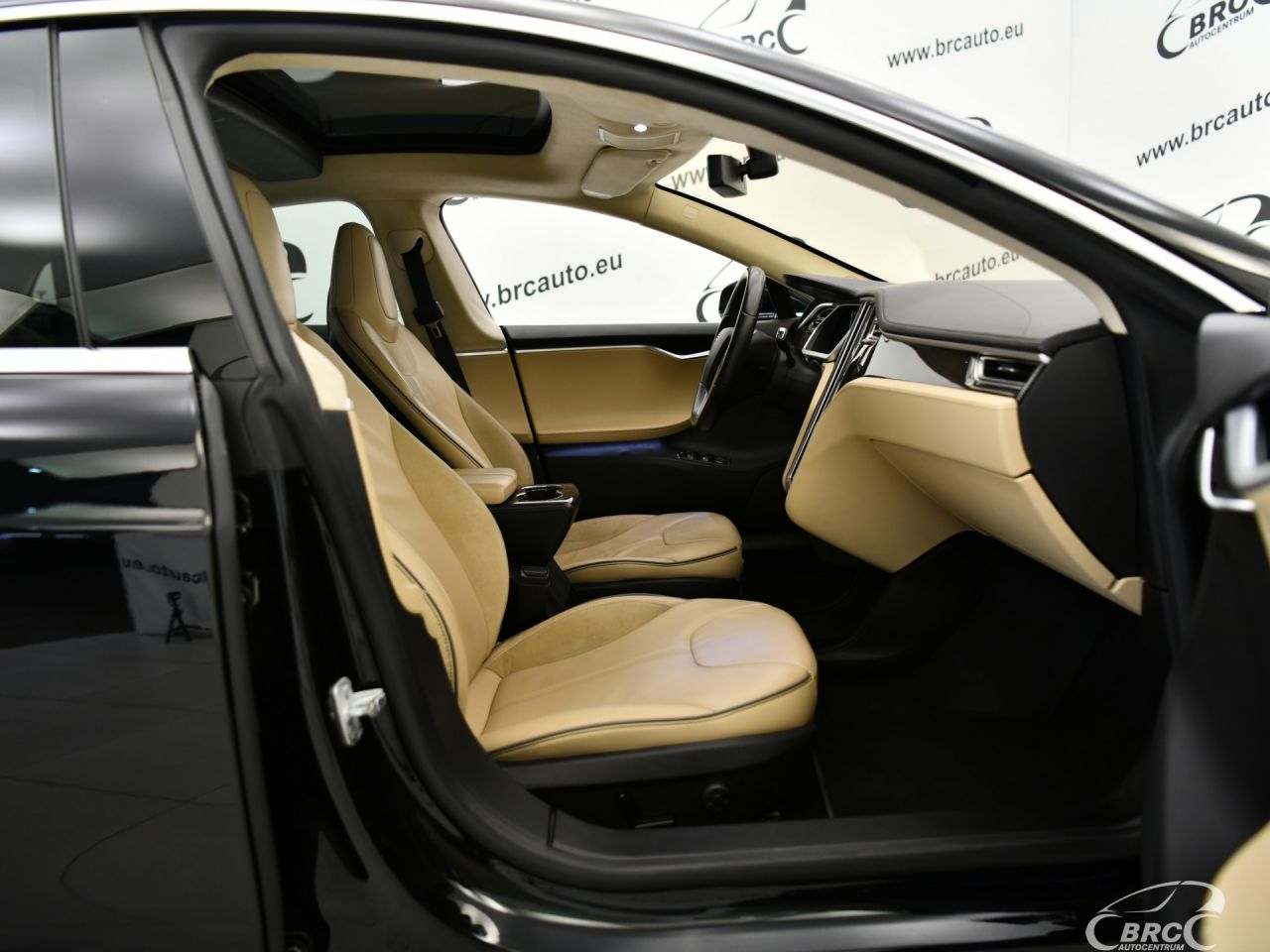 Tesla Model S | 3