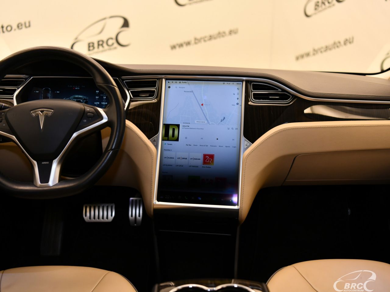 Tesla Model S | 12