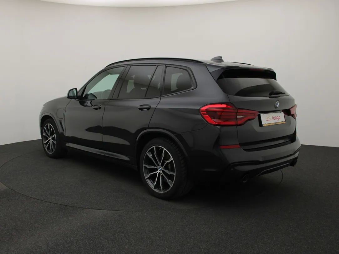 BMW X3 | 6