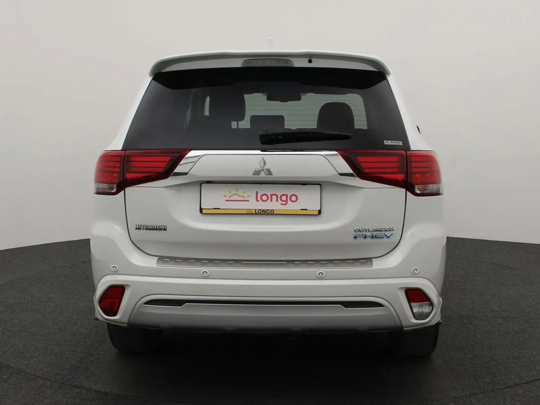 Mitsubishi Outlander | 4