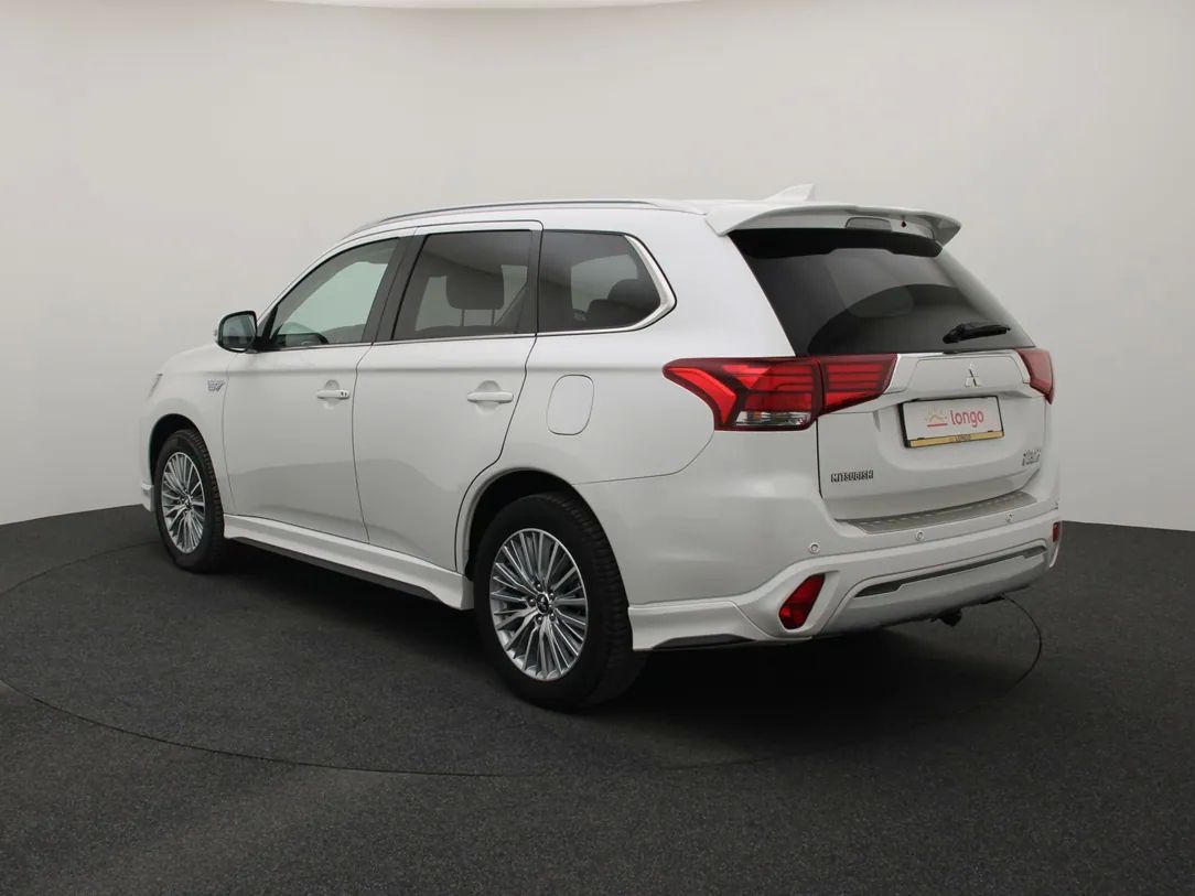Mitsubishi Outlander | 6