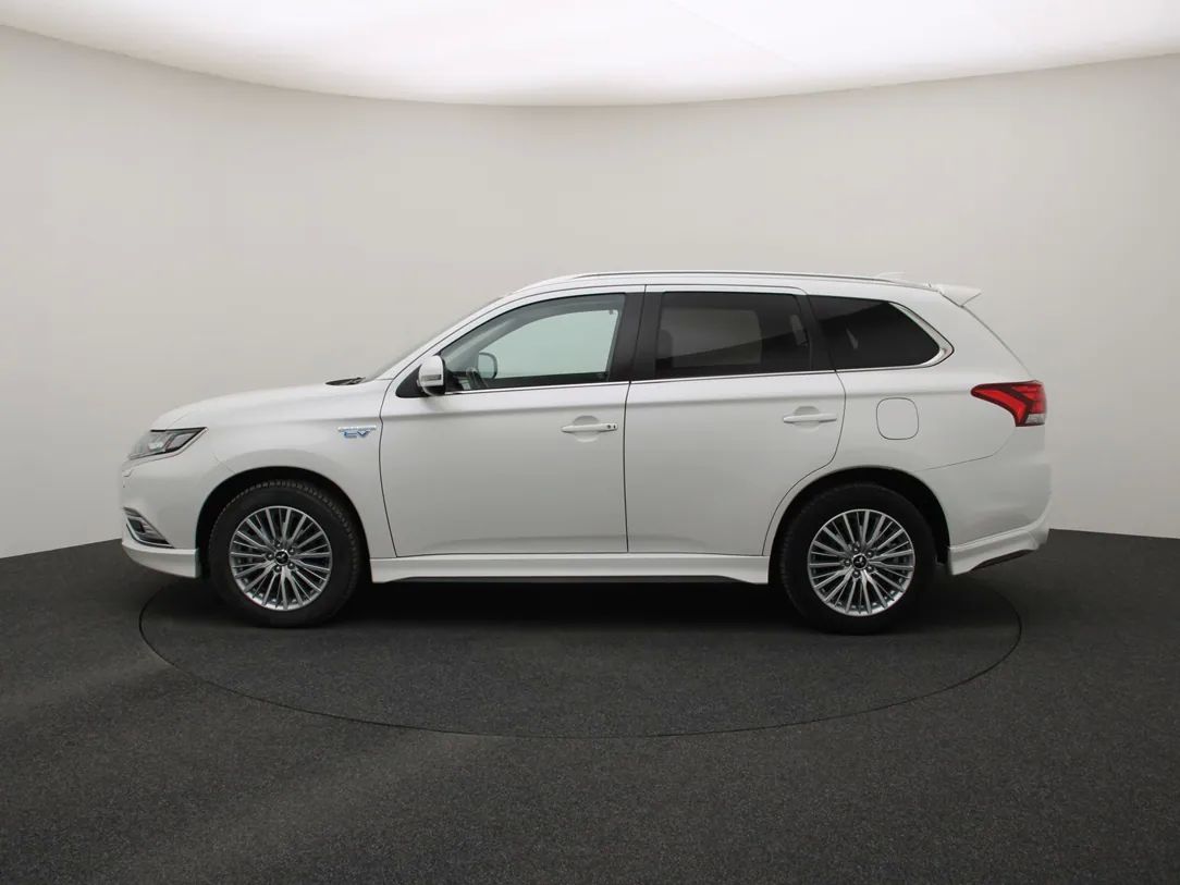 Mitsubishi Outlander | 5