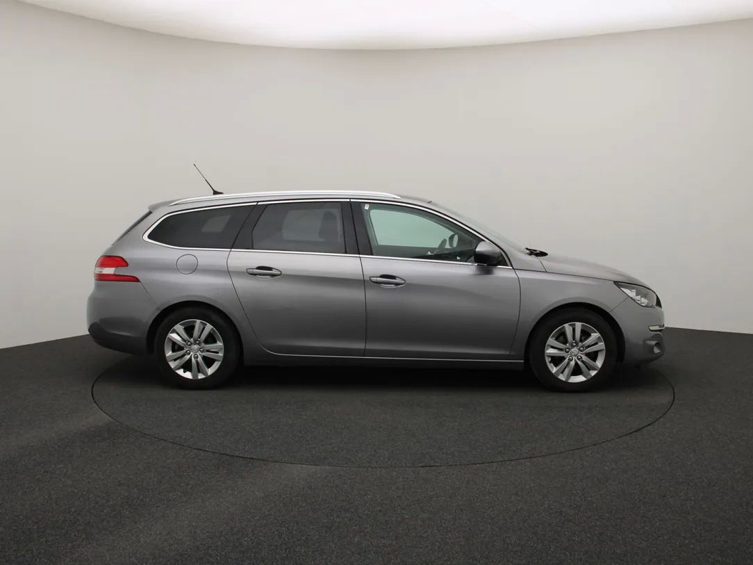 Peugeot 308 | 8