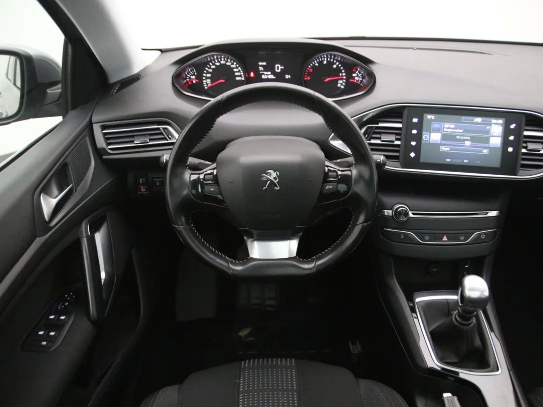 Peugeot 308 | 16