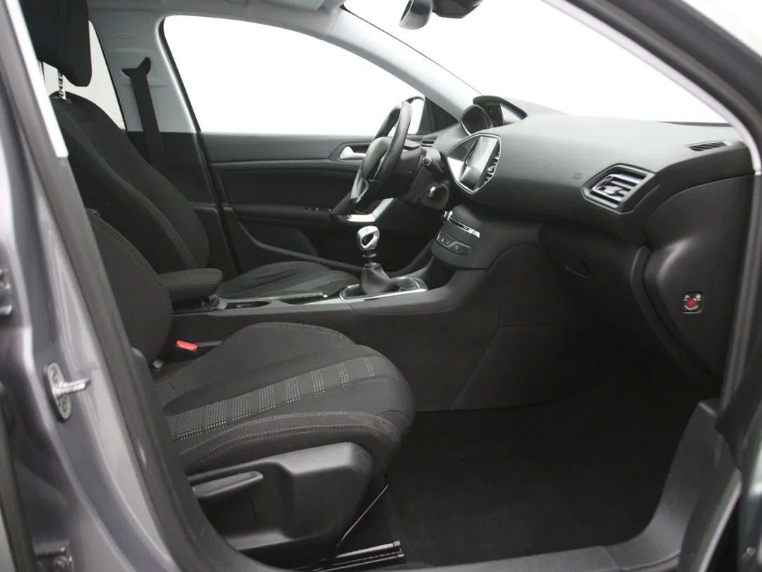 Peugeot 308 | 13