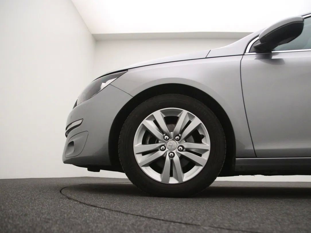 Peugeot 308 | 26