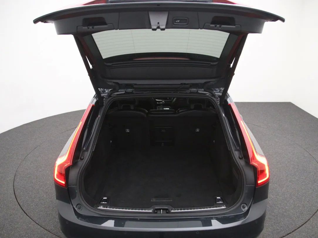 Volvo V90 | 37