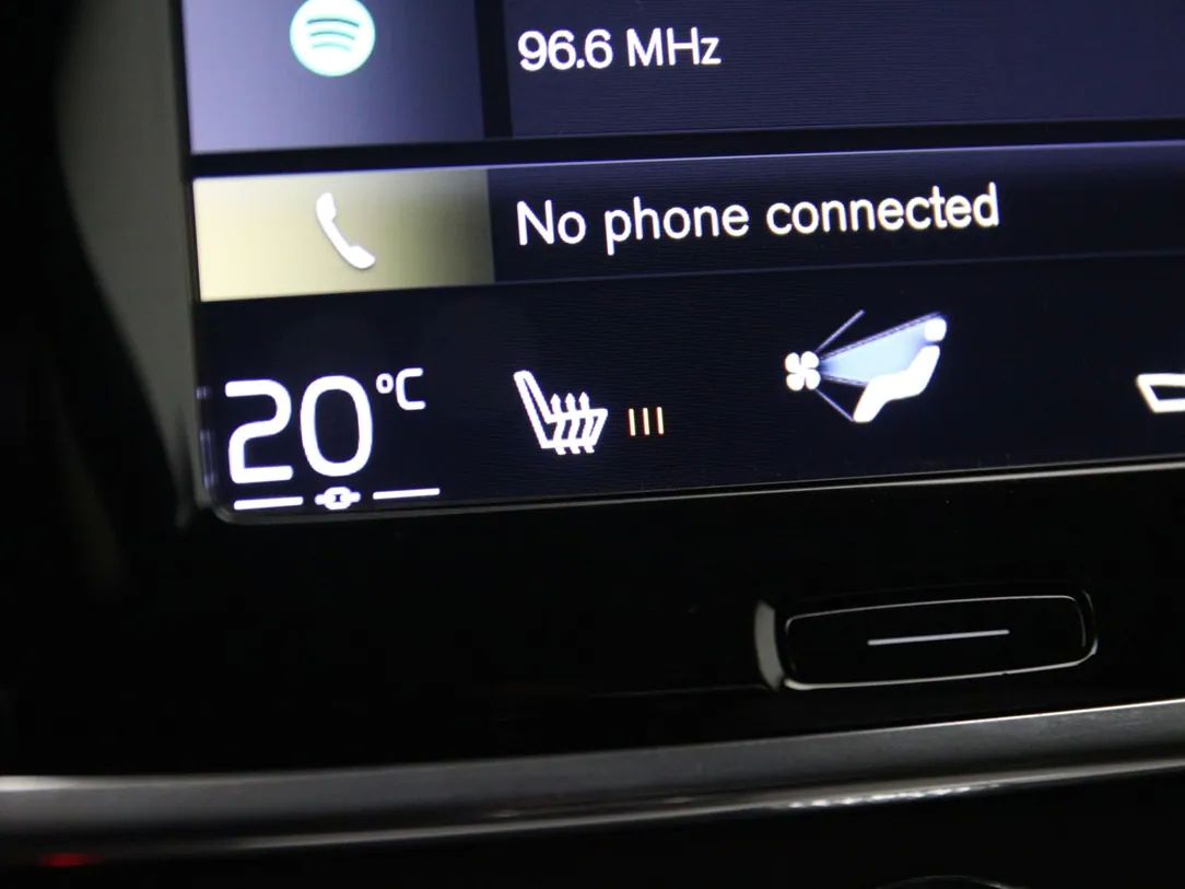 Volvo V90 | 28