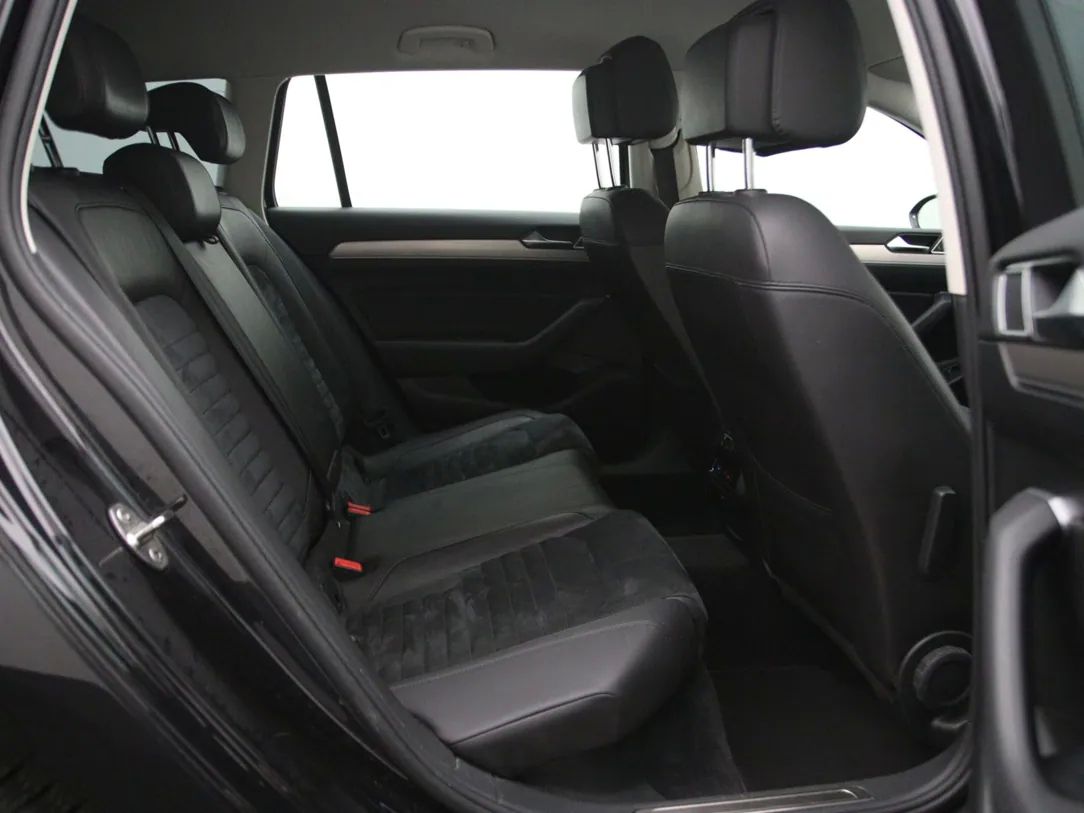 Volkswagen Passat | 14