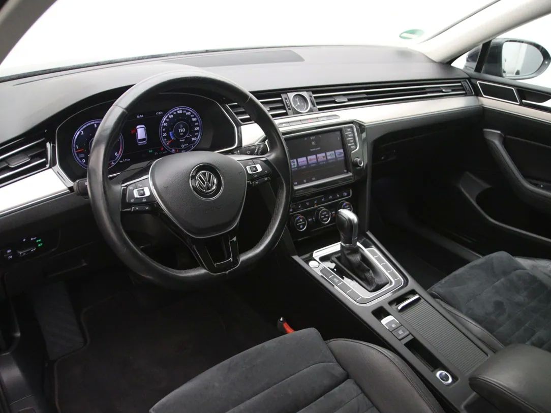 Volkswagen Passat | 15