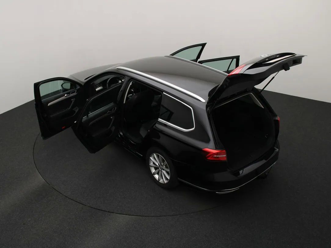 Volkswagen Passat | 12