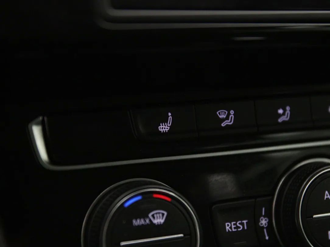 Volkswagen Passat | 29