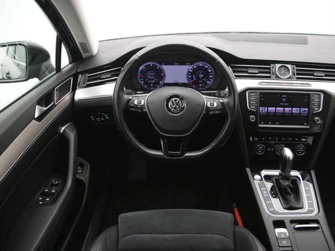 Volkswagen Passat | 16