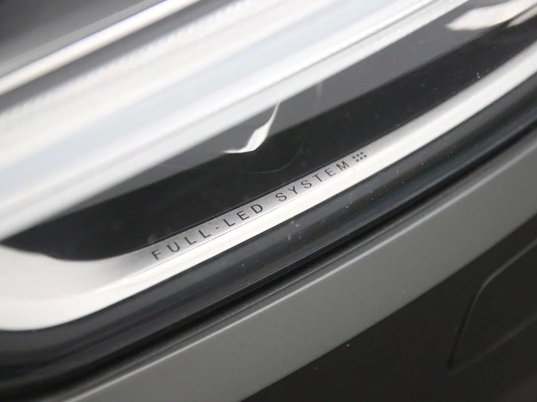 Volvo XC60 | 33