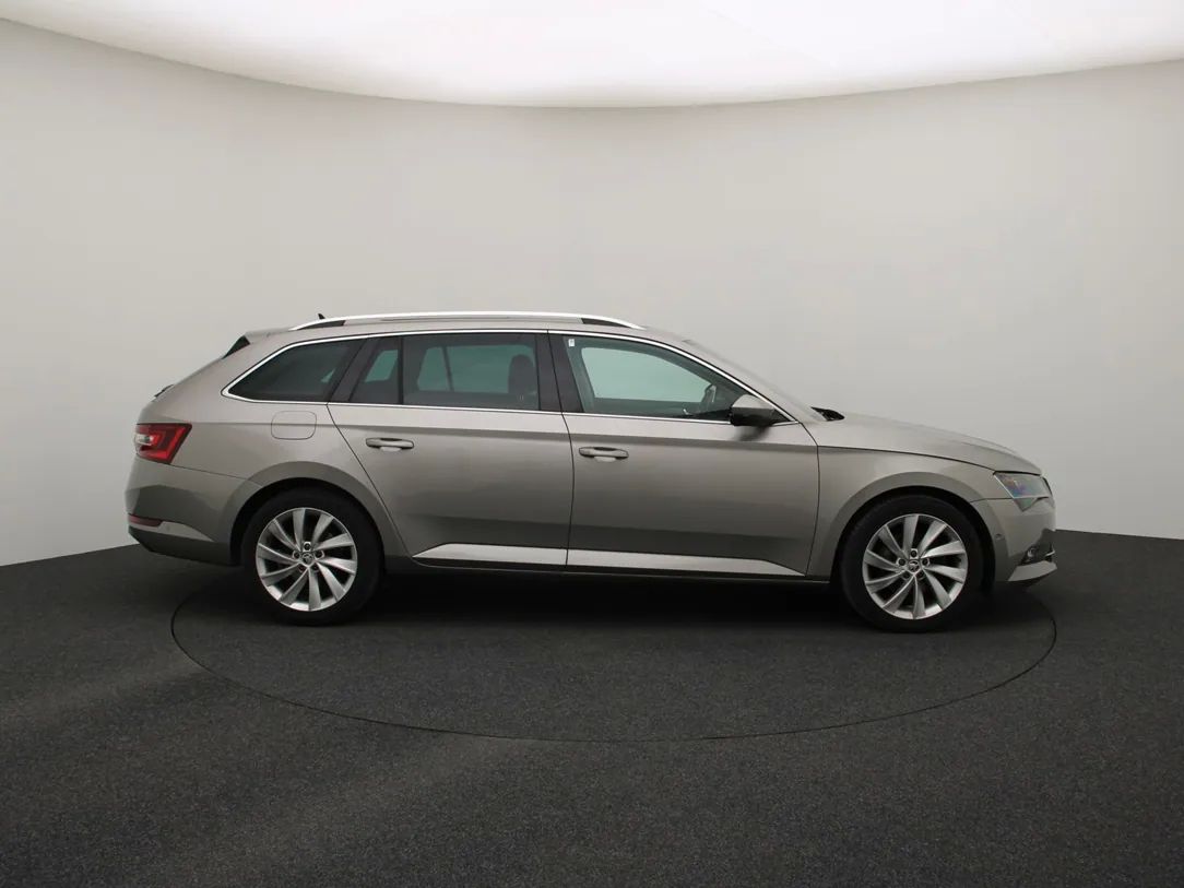 Skoda Superb | 8