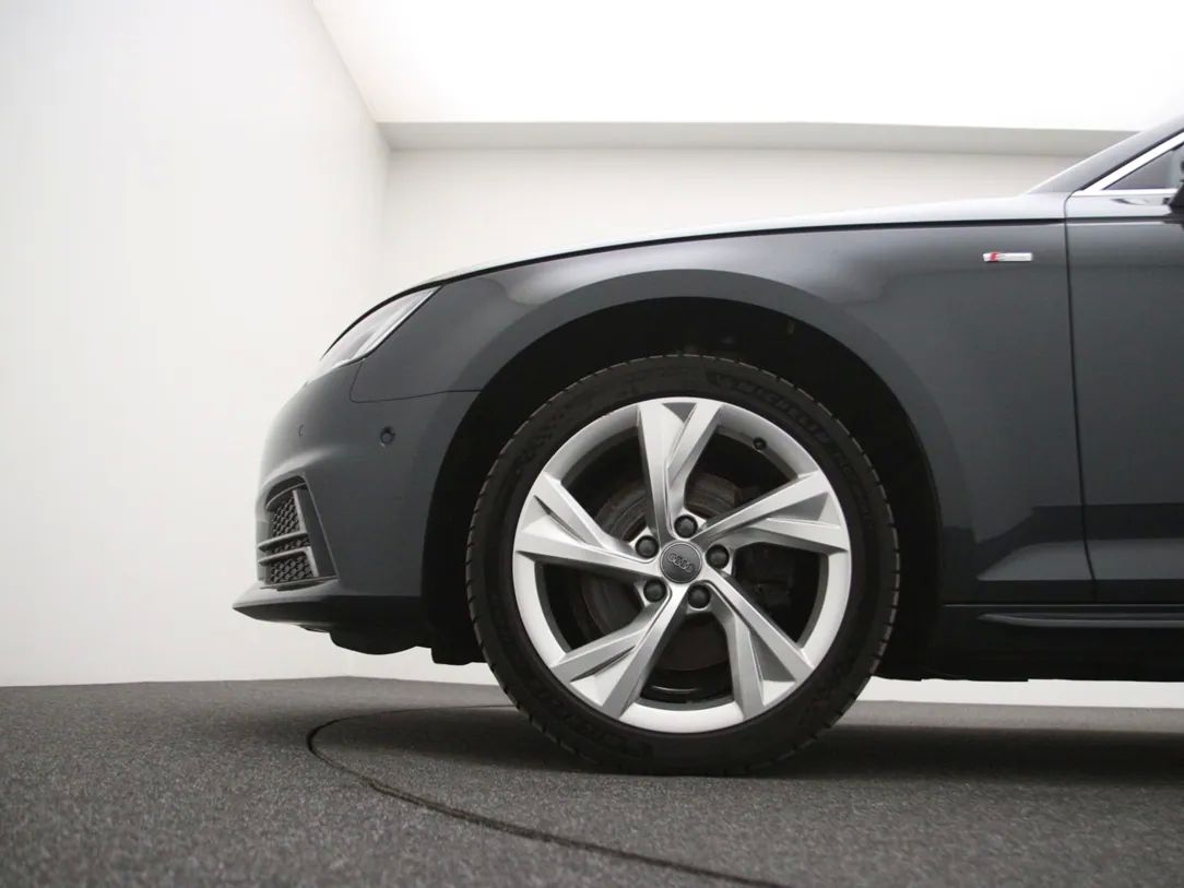 Audi A4 | 27
