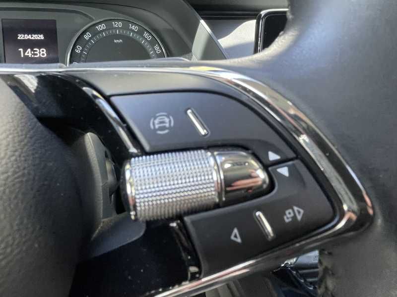 Skoda Octavia | 12