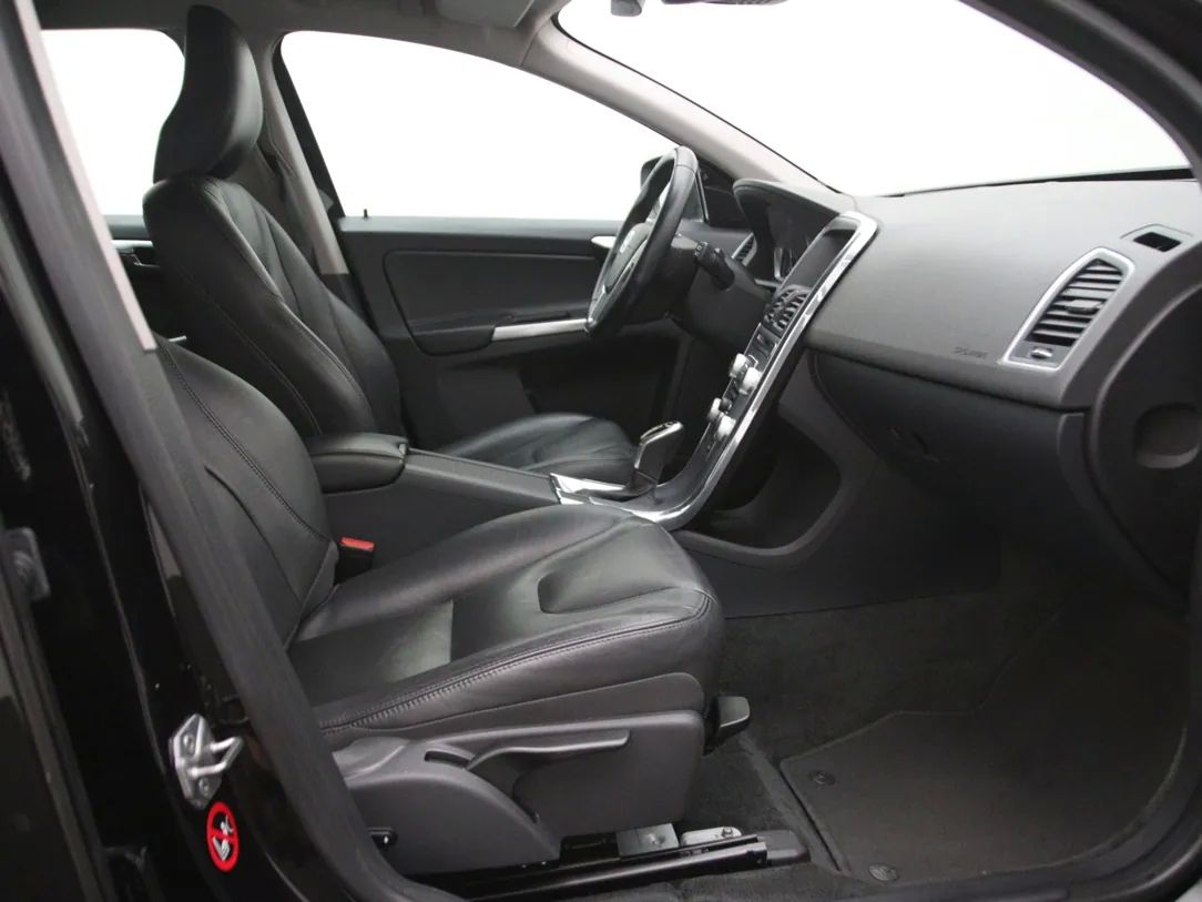 Volvo XC60 | 12