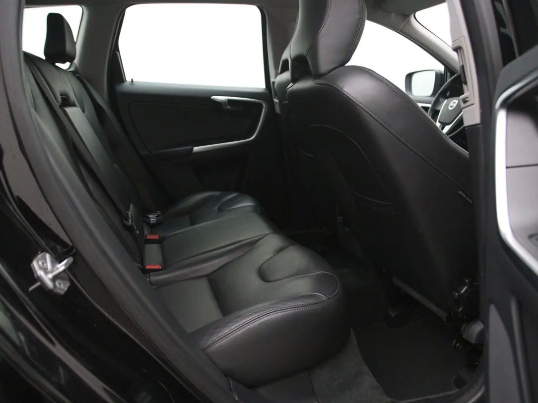 Volvo XC60 | 13