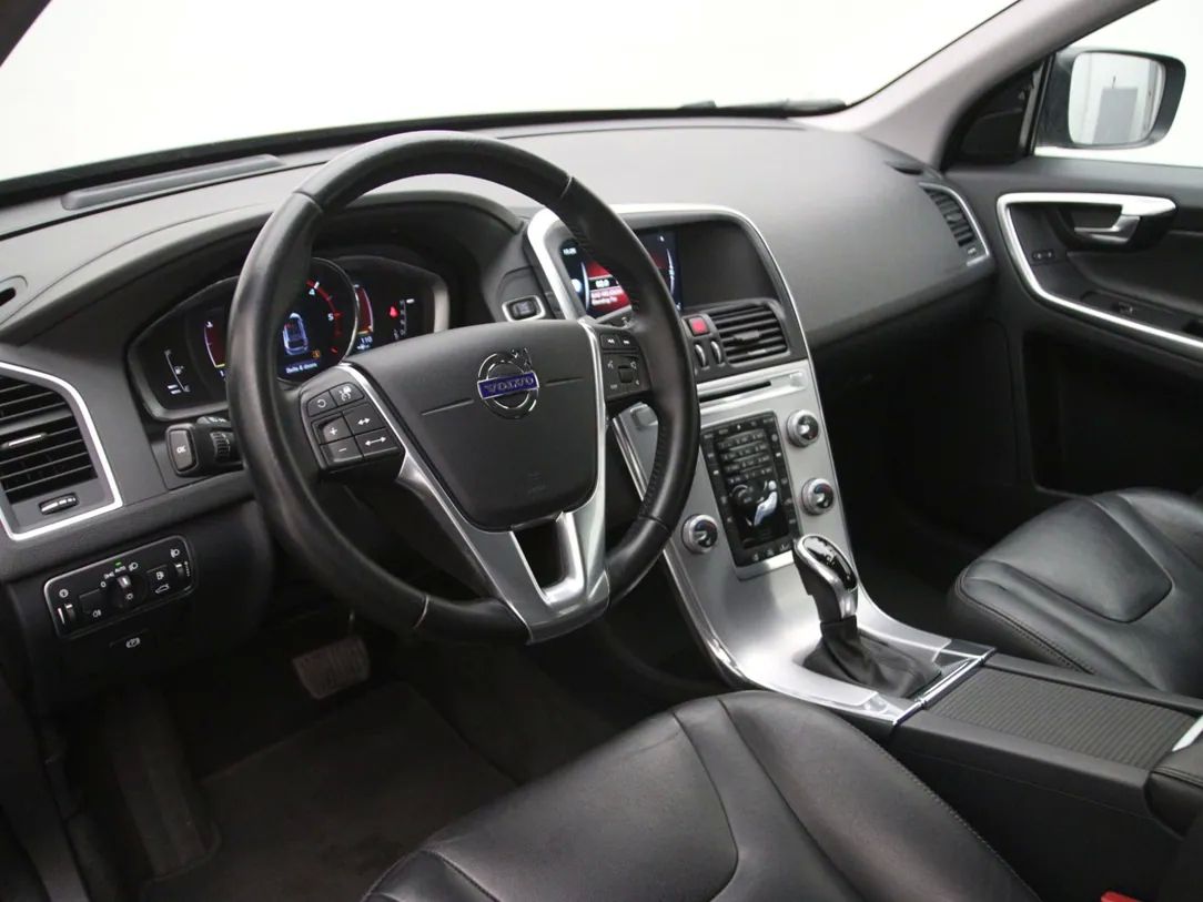 Volvo XC60 | 14