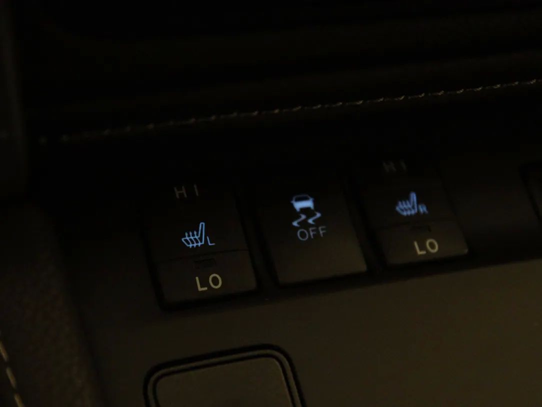 Toyota Auris | 27