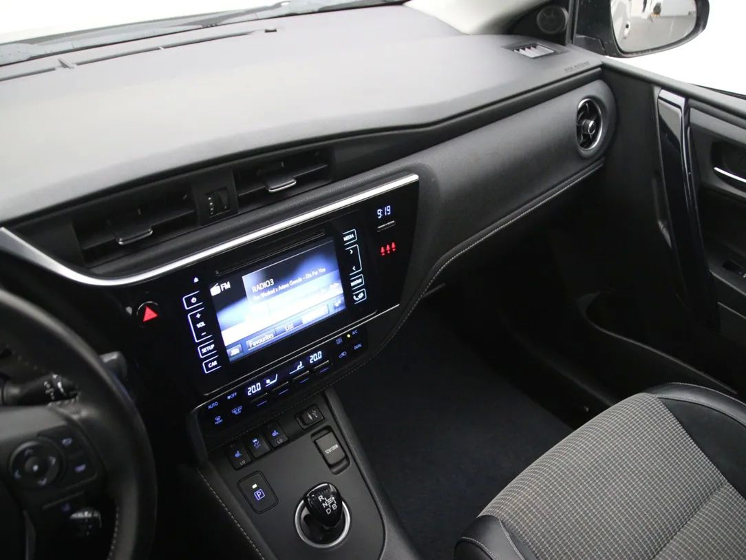 Toyota Auris | 20