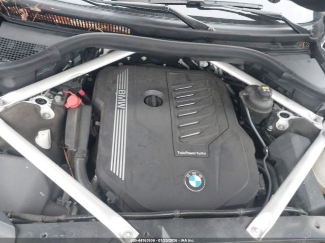 BMW X7 | 9