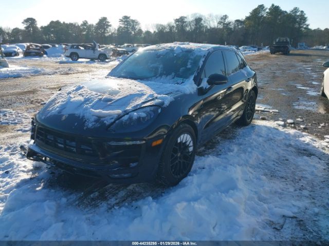 Porsche Macan | 1
